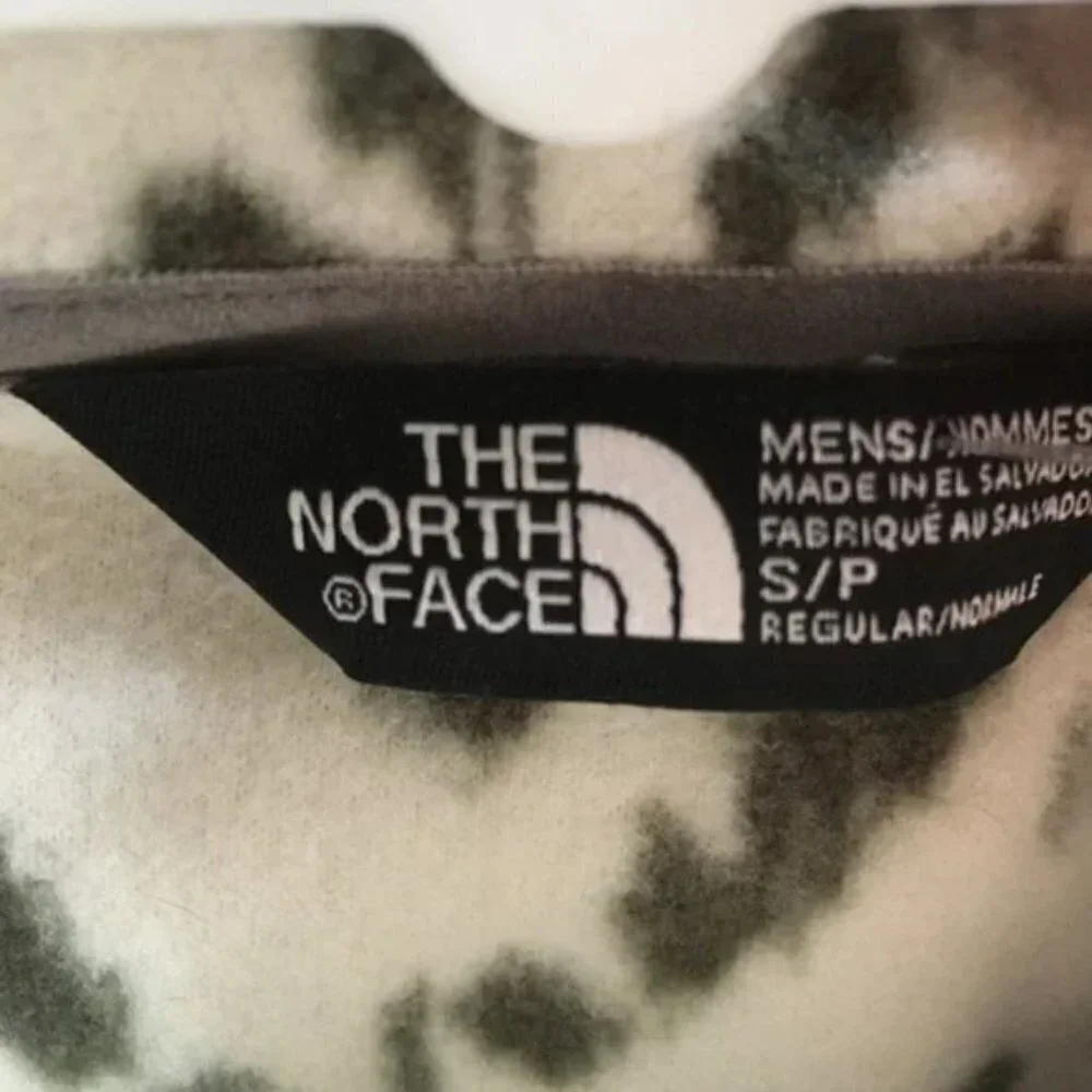 The North Face 200 WT Tundra Fleece Pullover